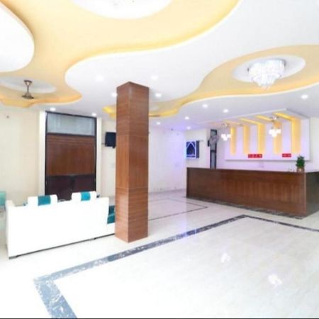 Hotel Kb Square Near Chandigarh Railway Station Exteriör bild