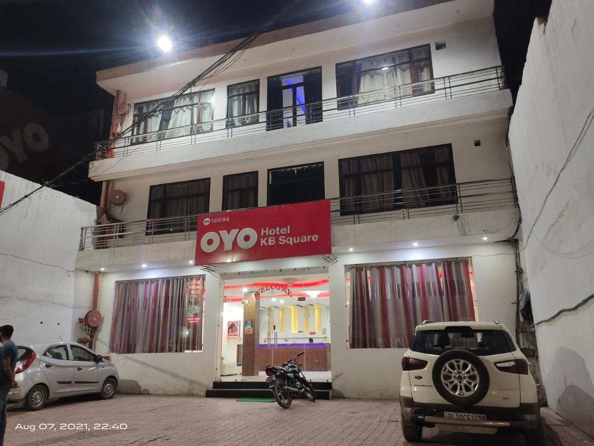 Hotel Kb Square Near Chandigarh Railway Station Exteriör bild