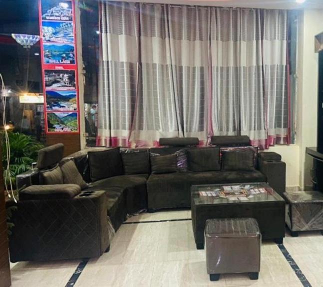 Hotel Kb Square Near Chandigarh Railway Station Exteriör bild